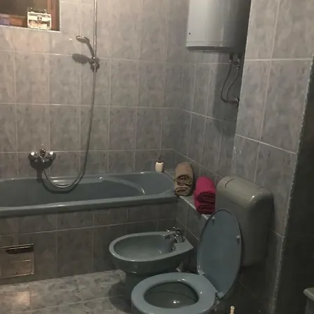 Honey Szarajevó